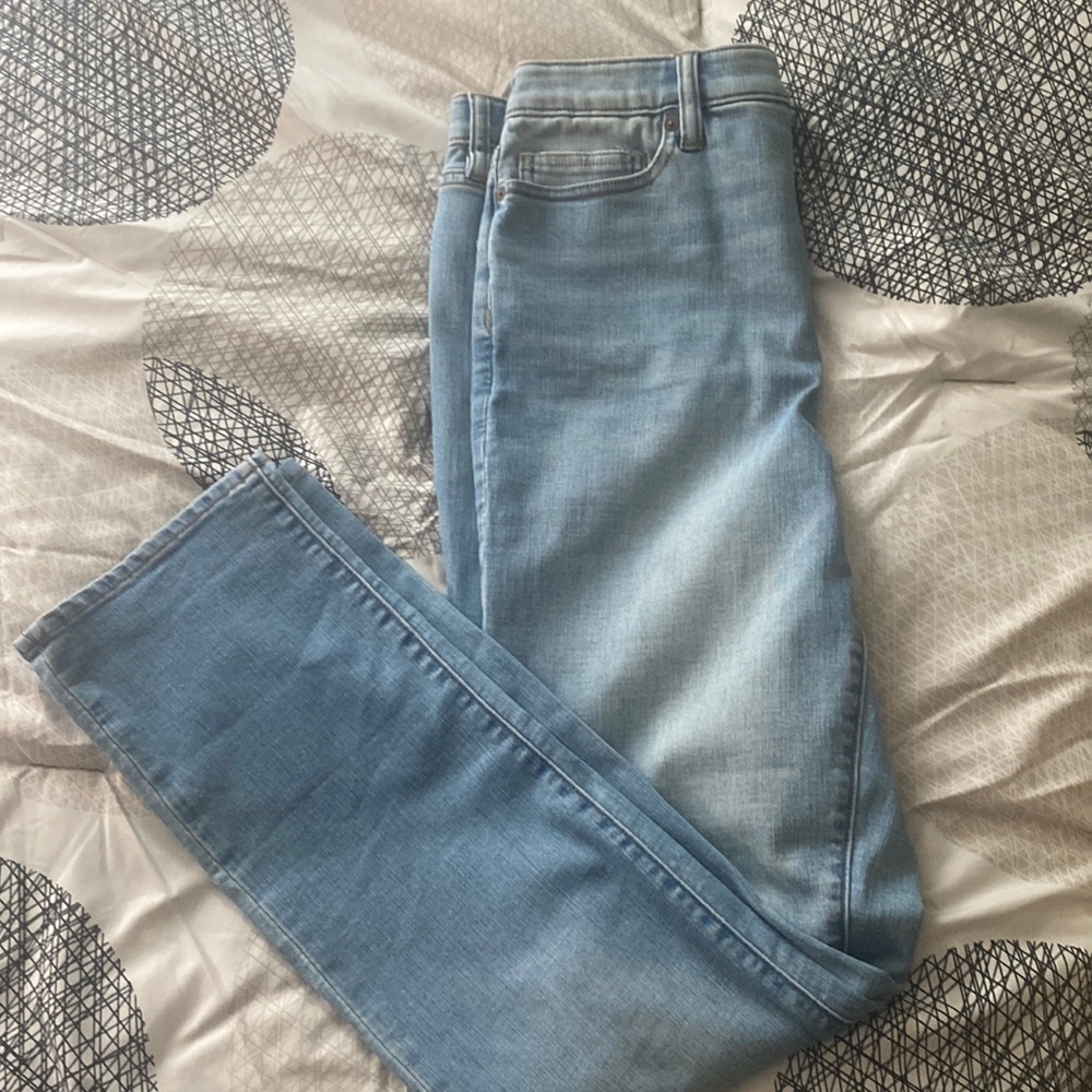 NWOT jeans stretchy